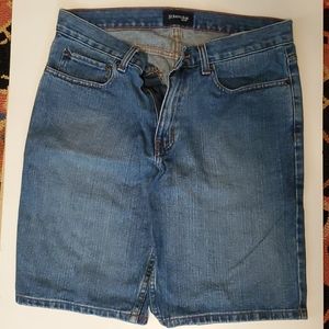 St John's Bay shorts Size 32